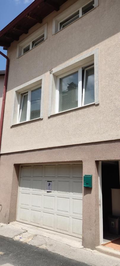 Vila Danin With Free Garage,Stari Grad ซาราเยโว ภายนอก รูปภาพ