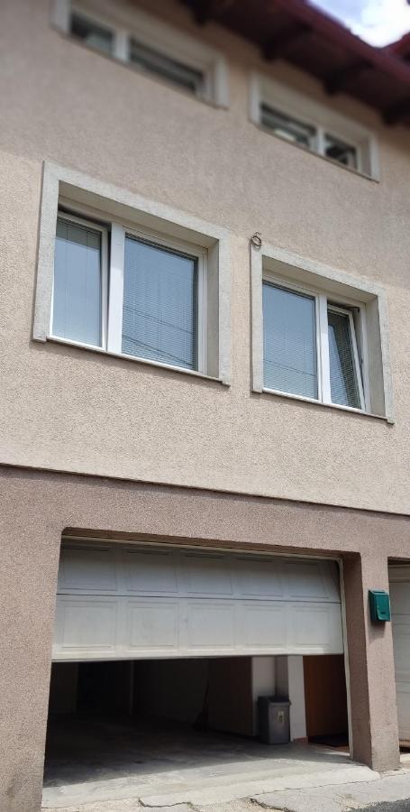 Vila Danin With Free Garage,Stari Grad ซาราเยโว ภายนอก รูปภาพ